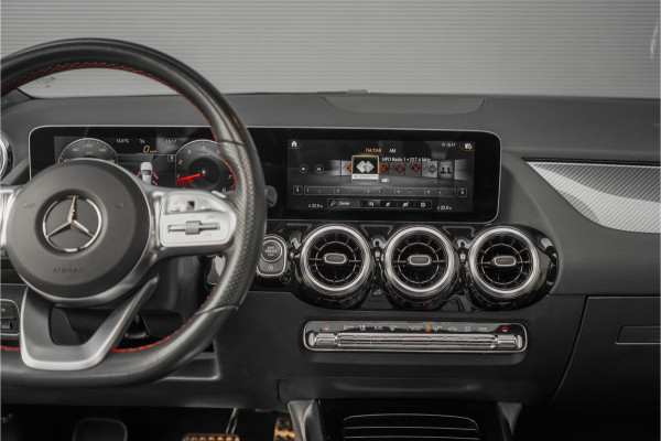 Mercedes-Benz B-Klasse 200 Business Solution AMG Pano Trekhaak