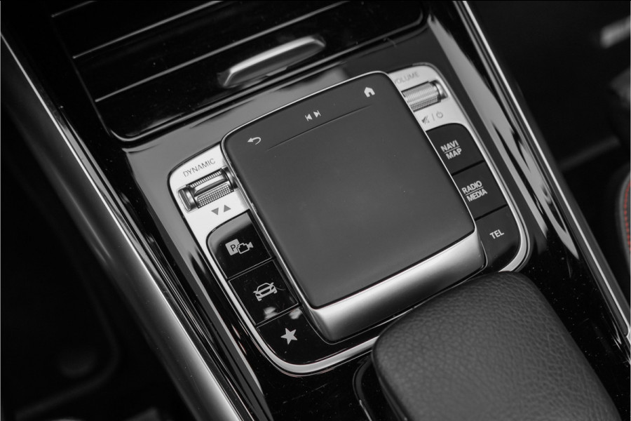 Mercedes-Benz B-Klasse 200 Business Solution AMG Pano Trekhaak