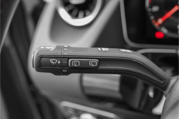 Mercedes-Benz B-Klasse 200 Business Solution AMG Pano Trekhaak