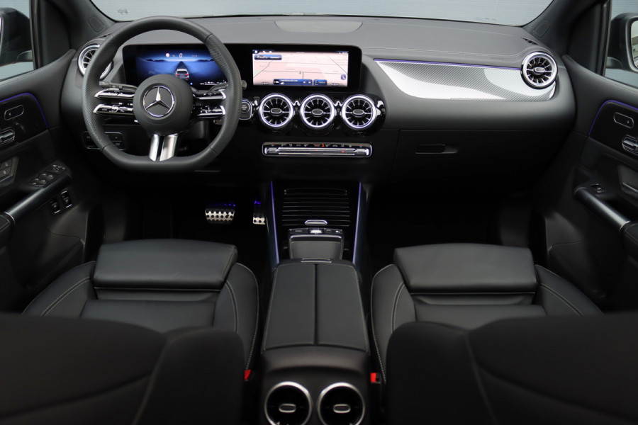 Mercedes-Benz B-Klasse 250 e AMG Line | Panoramadak | Memory | Distronic | AMG Exclusief-pakket | Trekhaak | Surround Camera | Leder | Dodehoekassistent | Mutlibeam LED |