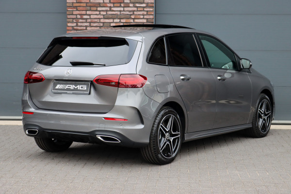 Mercedes-Benz B-Klasse 250 e AMG Line | Panoramadak | Memory | Distronic | AMG Exclusief-pakket | Trekhaak | Surround Camera | Leder | Dodehoekassistent | Mutlibeam LED |