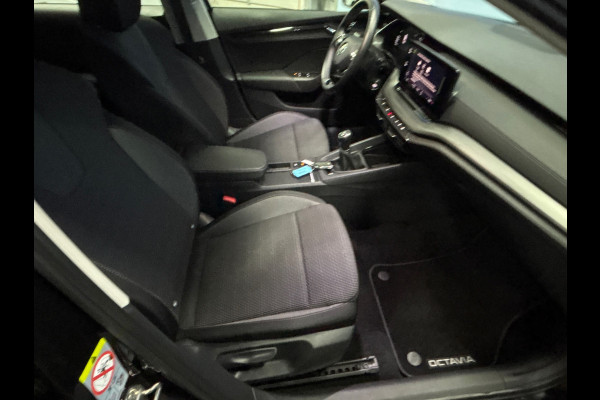 Škoda Octavia 1.0 TSI Ambition Clima | Cruise | Navi | PDC