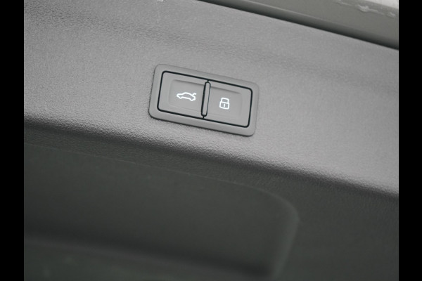 Audi A6 Avant 55 TFSI e Quattro S Line Competition PHEV 367pk | Trekhaak Af Fabriek | Panodak | Adaptive Cruise | 360 Camera | Matrix LED | Bang & Olufsen Sound | Lederen Comfortstoelen Memory & Massage & Ventilatie | Keyless | Stuur Verwarmd | Plug In Hybrid |