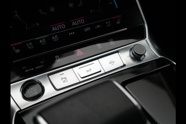 Audi A6 Avant 55 TFSI e Quattro S Line Competition PHEV 367pk | Trekhaak Af Fabriek | Panodak | Adaptive Cruise | 360 Camera | Matrix LED | Bang & Olufsen Sound | Lederen Comfortstoelen Memory & Massage & Ventilatie | Keyless | Stuur Verwarmd | Plug In Hybrid |