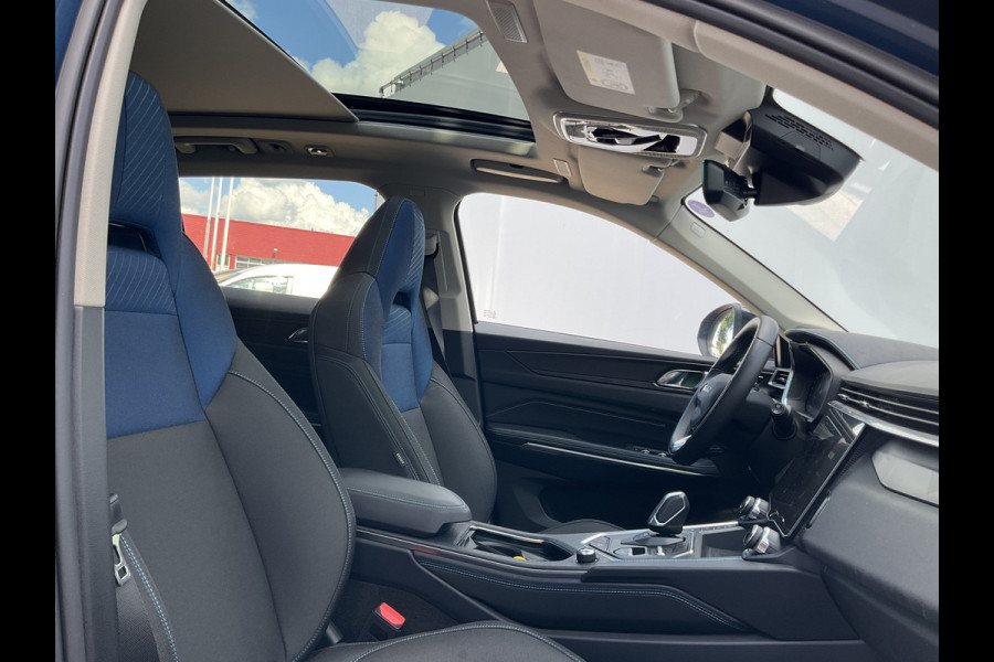 Lynk & Co 01 1.5 PHEV Pano 360° Cam Keyless Stoelverw Pano Carplay