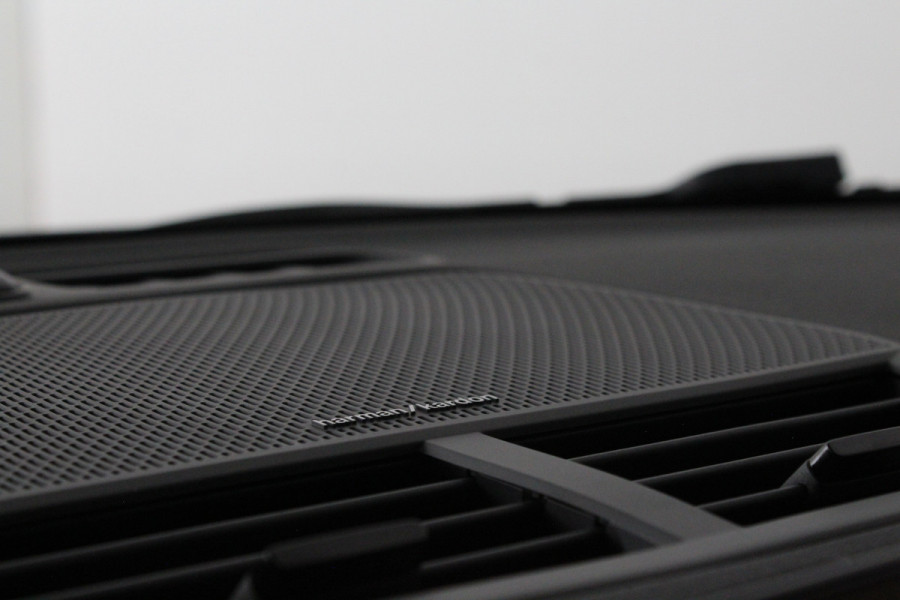 Polestar 2 Long Range Dual Motor Launch Performance 78kWh > Performance/20inch/Trekhaak/Thunder Gray...