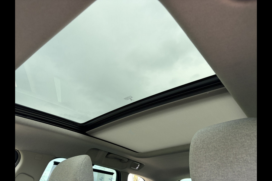 Citroën C3 Aircross 1.2 PureTech Shine Schuif-/kanteldak | PDC V&A met Camera | Blind Spot | Keyless | HIFI systeem | Apple Carplay