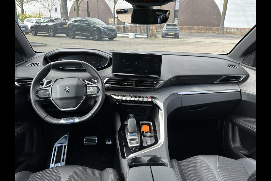 Peugeot 3008 1.6 HYbrid4 300 GT VAN €26.900,- NU VOOR SLECHTS €24.877,- Uw LENTEVOORDEEL €2.023,-PANORAMADAK| ADAPTIVE CRUISE CONTROL| STANDKACHEL| CAMERA VOOR + ACHTER|