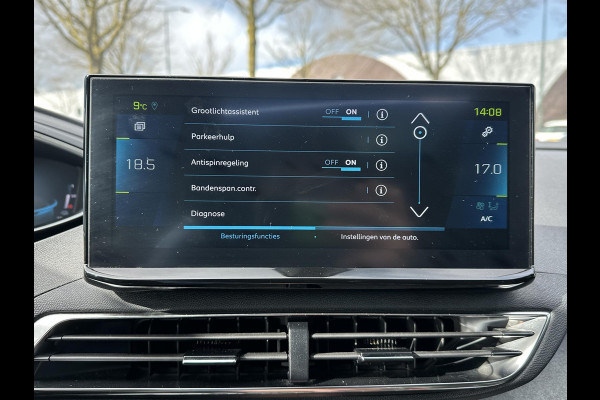 Peugeot 3008 1.6 HYbrid4 300 GT VAN €26.900,- NU VOOR SLECHTS €24.877,- Uw LENTEVOORDEEL €2.023,-PANORAMADAK| ADAPTIVE CRUISE CONTROL| STANDKACHEL| CAMERA VOOR + ACHTER|