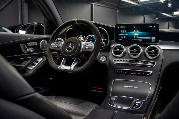 Mercedes-Benz GLC Coupé AMG 63 S 4MATIC+ Premium Plus 21 Inch - Headup - 360 - MB Parfum - Burmester