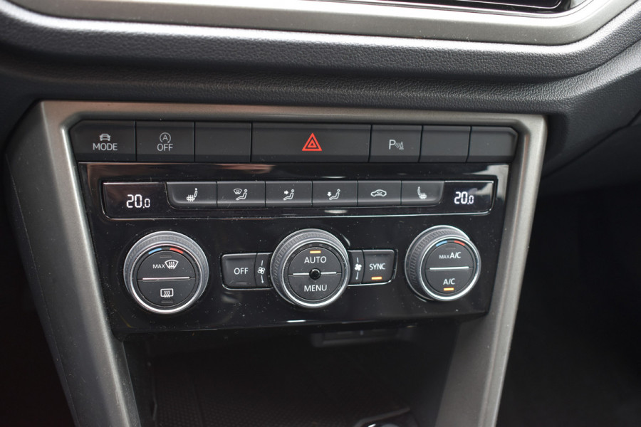 Volkswagen T-Roc 1.5 TSI Automaat Navi parkeer-camera