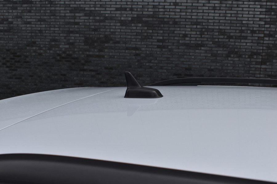 Volkswagen T-Roc 1.5 TSI Automaat Navi parkeer-camera