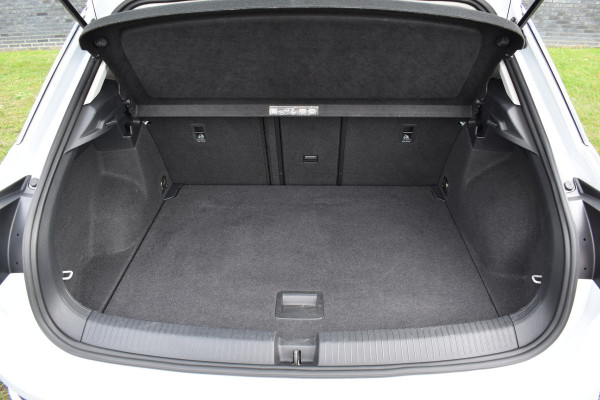 Volkswagen T-Roc 1.5 TSI Automaat Navi parkeer-camera