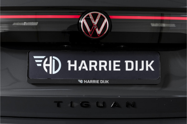 Volkswagen Tiguan 1.5 eHybrid 272 PK R-Line | Black Style | Elek. Trekhaak | S/K-panodak | Adapt. Cruise | Stoel-+stuurverw. | App. Connect | Camera | PDC | LM 20" | 8355