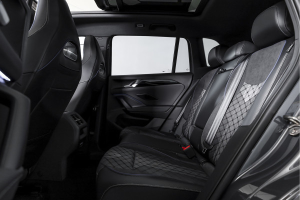 Volkswagen Tiguan 1.5 eHybrid 272 PK R-Line | Black Style | Elek. Trekhaak | S/K-panodak | Adapt. Cruise | Stoel-+stuurverw. | App. Connect | Camera | PDC | LM 20" | 8355