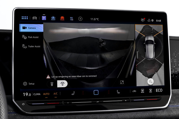 Volkswagen Tiguan 1.5 eHybrid R-Line Edition 272 PK | Black Style | 15 inch Navi | Elek. Trekhaak | IQ Light | S/K-Panodak | Dig. Cockpit | Adapt. Cruise | Stoel-+Stuurverw. | 360 Camera | NAV + App. Connect | ECC | Elek. Klep | LM 20" | 8590