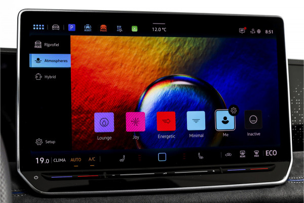 Volkswagen Tiguan 1.5 eHybrid R-Line Edition 272 PK | Black Style | 15 inch Navi | Elek. Trekhaak | IQ Light | S/K-Panodak | Dig. Cockpit | Adapt. Cruise | Stoel-+Stuurverw. | 360 Camera | NAV + App. Connect | ECC | Elek. Klep | LM 20" | 8590