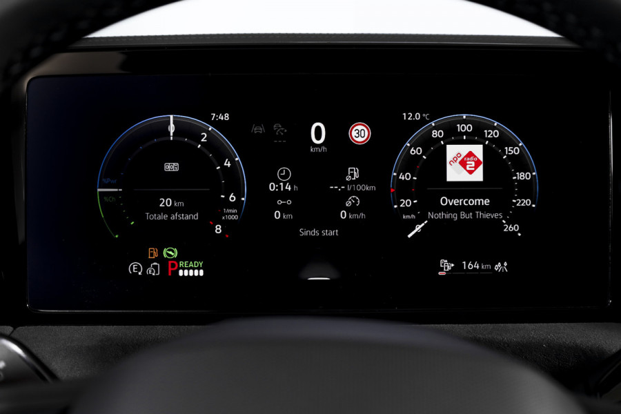 Volkswagen Tiguan 1.5 eHybrid R-Line Edition 272 PK | Black Style | 15 inch Navi | Elek. Trekhaak | IQ Light | S/K-Panodak | Dig. Cockpit | Adapt. Cruise | Stoel-+Stuurverw. | 360 Camera | NAV + App. Connect | ECC | Elek. Klep | LM 20" | 8590