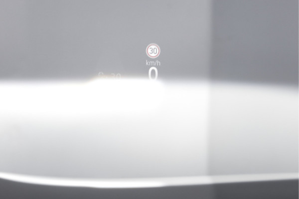 Volkswagen Tiguan 1.5 eHybrid R-Line Edition 272 PK | Black Style | 15 inch Navi | Elek. Trekhaak | IQ Light | S/K-Panodak | Dig. Cockpit | Adapt. Cruise | Stoel-+Stuurverw. | 360 Camera | NAV + App. Connect | ECC | Elek. Klep | LM 20" | 8590