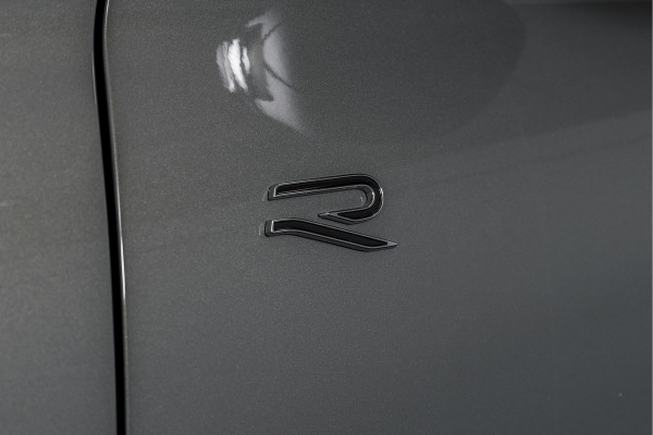 Volkswagen Tiguan 1.5 eHybrid 272 PK R-Line | Black Style | Elek. Trekhaak | S/K-panodak | Adapt. Cruise | Stoel-+stuurverw. | Elek. Klep | Camera | PDC | App. Connect | LM 20" | 7936