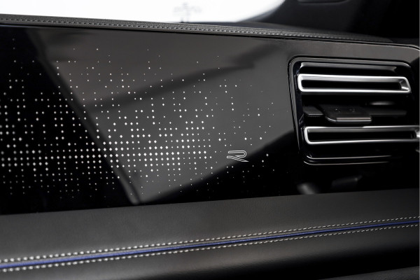 Volkswagen Tiguan 1.5 eHybrid 272 PK R-Line | Black Style | Elek. Trekhaak | S/K-panodak | Adapt. Cruise | Stoel-+stuurverw. | Elek. Klep | Camera | PDC | App. Connect | LM 20" | 7936