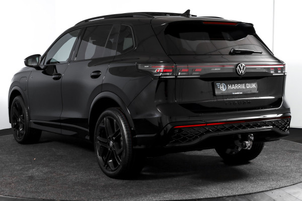 Volkswagen Tiguan 1.5 eHybrid 272 PK R-Line | Black Style | Elek. Trekhaak | S/K-panodak | Adapt. Cruise | Stoel-+stuurverw. | App. Connect | Camera | PDC | LM 20" | 3971