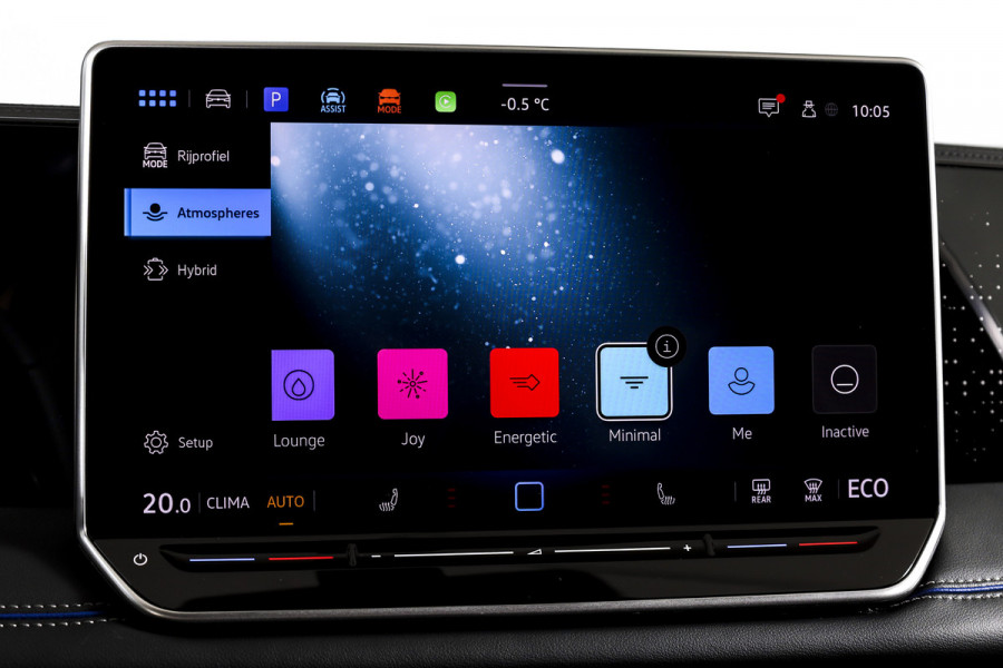 Volkswagen Tiguan 1.5 eHybrid 272 PK R-Line | Black Style | Elek. Trekhaak | S/K-panodak | Adapt. Cruise | Stoel-+stuurverw. | App. Connect | Camera | PDC | LM 20" | 3971