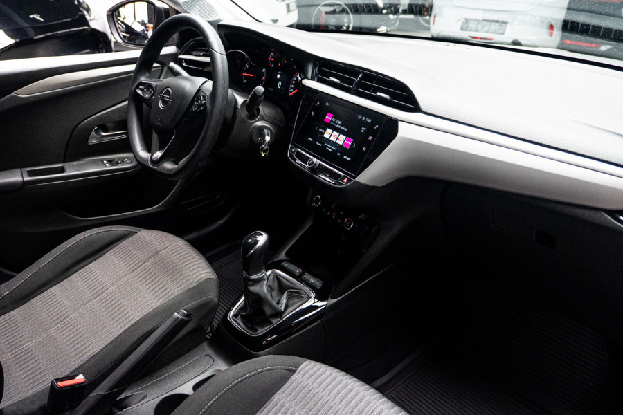 Opel Corsa 1.2 Edition Navigatie - Apple Carplay - regensensor - Dab - Cruise control