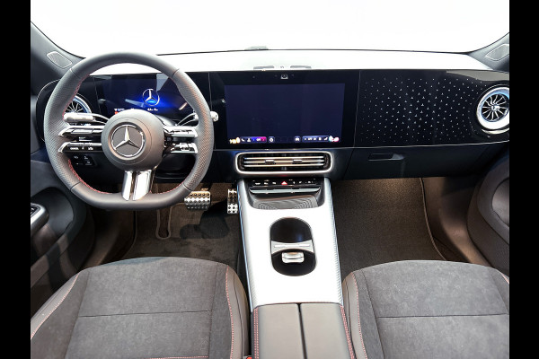 Mercedes-Benz CLA-Klasse 200 Business Solution AMG 58 kWh | Advanced Plus pakket | Warmtewerend, donkergetint glas | Smartphone integratie | URBAN GUARD | Vast panoramadak |