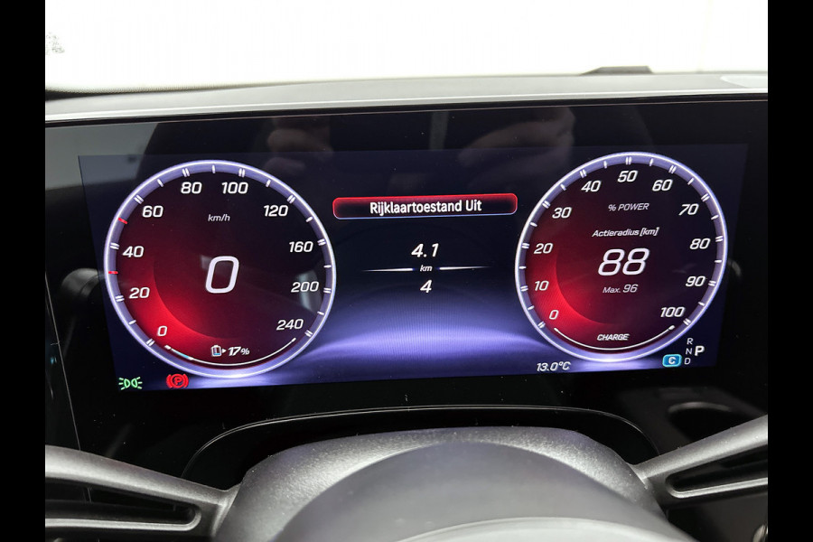 Mercedes-Benz CLA-Klasse 200 Business Solution AMG 58 kWh | Advanced Plus pakket | Warmtewerend, donkergetint glas | Smartphone integratie | URBAN GUARD | Vast panoramadak |