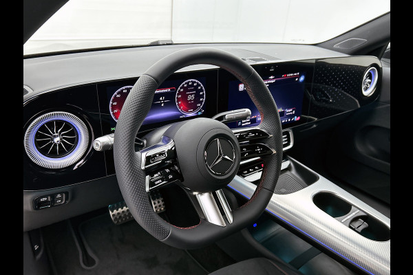 Mercedes-Benz CLA-Klasse 200 Business Solution AMG 58 kWh | Advanced Plus pakket | Warmtewerend, donkergetint glas | Smartphone integratie | URBAN GUARD | Vast panoramadak |