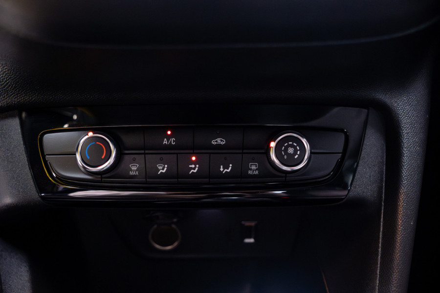 Opel Corsa 1.2 Edition Navigatie - Apple Carplay - regensensor - Dab - Cruise control