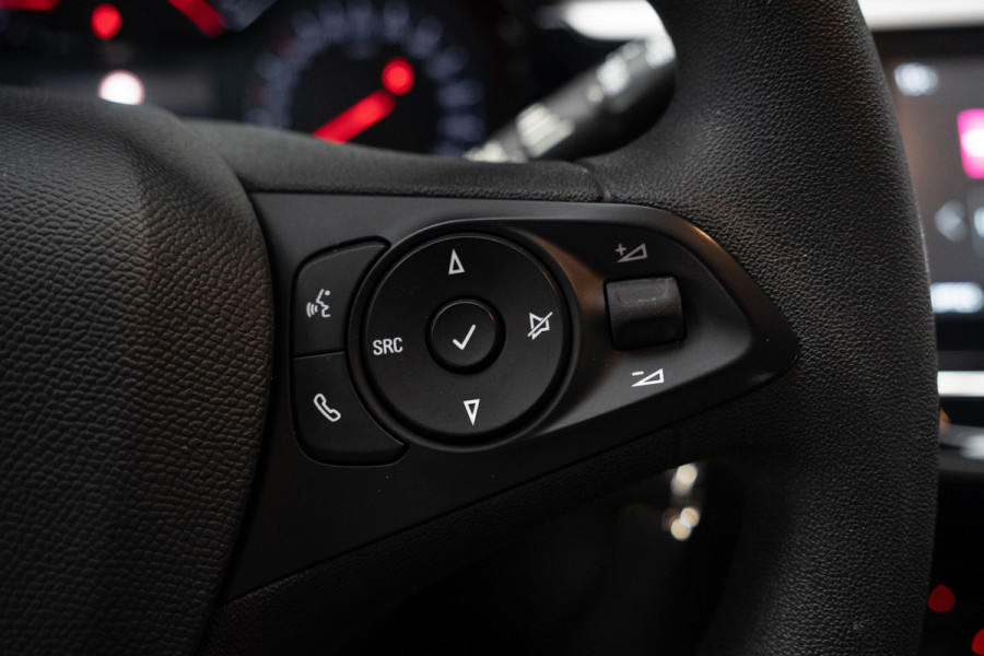 Opel Corsa 1.2 Edition Navigatie - Apple Carplay - regensensor - Dab - Cruise control