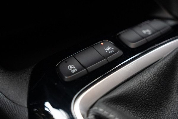 Opel Corsa 1.2 Edition Navigatie - Apple Carplay - regensensor - Dab - Cruise control