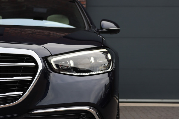 Mercedes-Benz S-Klasse 450 e Lang 'Manufaktur' | Achterasbesturing | Chauffeurspakket | Distronic+ | Zonweringspakket | Massage | Stoelventilatie | HUD | 3D-Display | MBUX Tablet | Exclusief Leder | Vlakkenverwarming |