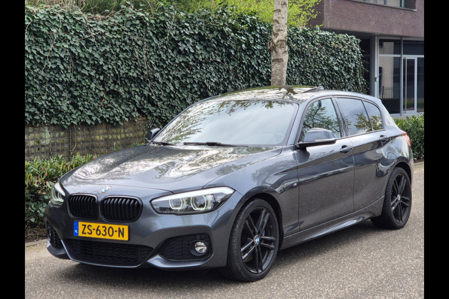 BMW 1-serie M Sport Edition Schuifdak Keyless Apple CarPlay BlackPanel M Remmerij 118i Edition M Sport Shadow High Executive