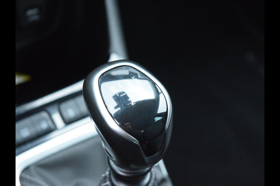 Opel Crossland 1.2 Turbo Elegance VERWARMBARE STOELEN | VERWARMDE VOORRUIT | VERWARMD STUURWIEL | CLIMATE CONTROL | NAVI |