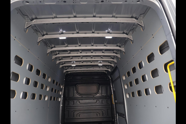 MAN TGE 35 3.140 AUT. L4H3 ZILVERGRIJS + CAMERA | APPLE CARPLAY | ANDROID AUTO | DAB | NAVIGATIE