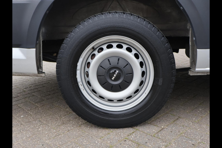 MAN TGE 35 3.140 AUT. L4H3 ZILVERGRIJS + CAMERA | APPLE CARPLAY | ANDROID AUTO | DAB | NAVIGATIE