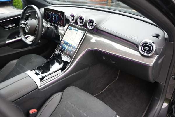 Mercedes-Benz C-Klasse 300 e AMG Line Limited Panoramadak Ambient Adapt. Cruise Camera 19''LM AMG