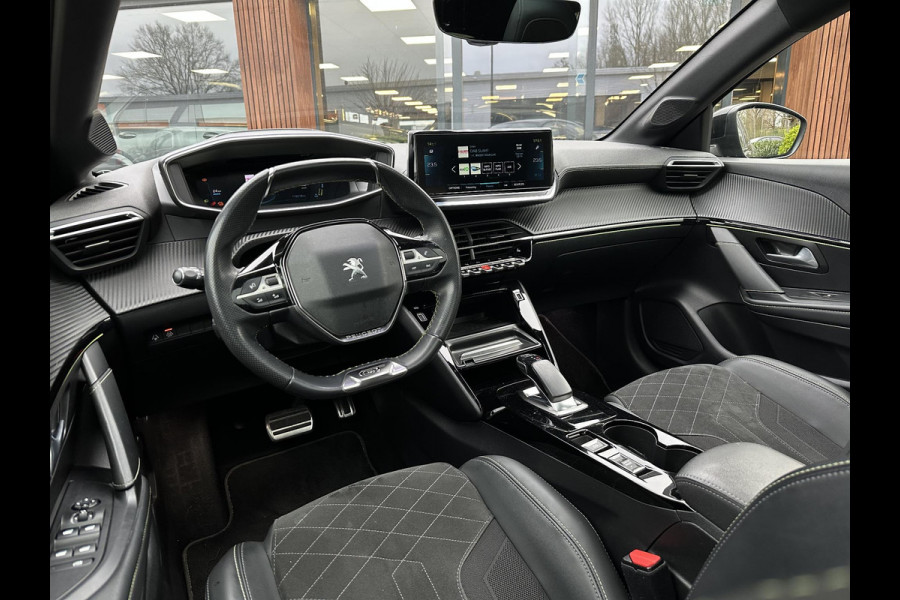Peugeot e-208 EV GT Pack 50 kWh Panoramadak Stoelverw. Carplay Alcantara Keyless