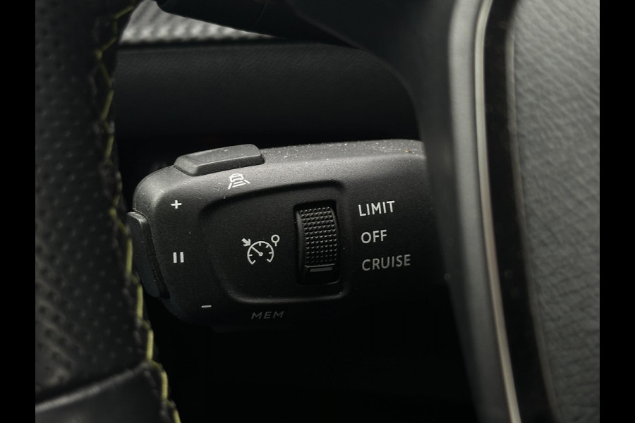 Peugeot e-208 EV GT Pack 50 kWh Panoramadak Stoelverw. Carplay Alcantara Keyless