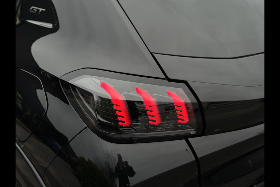 Peugeot e-208 EV GT Pack 50 kWh Panoramadak Stoelverw. Carplay Alcantara Keyless
