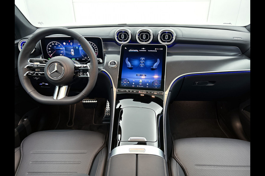 Mercedes-Benz GLC Coupé 300e 4MATIC Business Solution AMG | Advanced plus | Trekhaak | Panoramaschuifdak | URBAN GUARD Plus | Smartphone-integratie | Stoelverwarming | Sfeerverlichting |