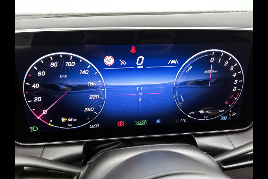 Mercedes-Benz GLC Coupé 300e 4MATIC Business Solution AMG | Advanced plus | Trekhaak | Panoramaschuifdak | URBAN GUARD Plus | Smartphone-integratie | Stoelverwarming | Sfeerverlichting |