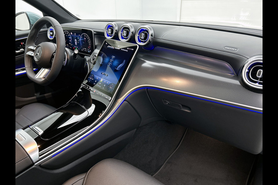 Mercedes-Benz GLC Coupé 300e 4MATIC Business Solution AMG | Advanced plus | Trekhaak | Panoramaschuifdak | URBAN GUARD Plus | Smartphone-integratie | Stoelverwarming | Sfeerverlichting |