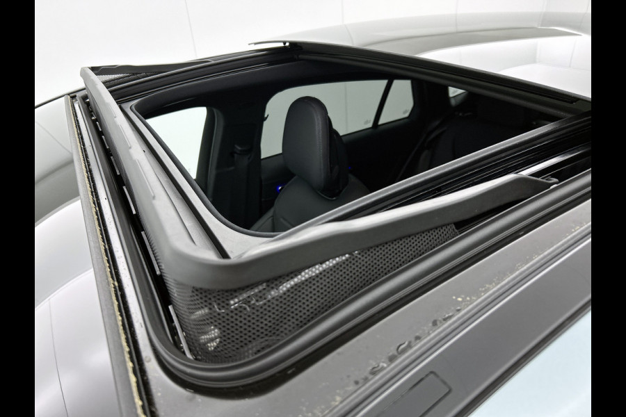 Mercedes-Benz GLC Coupé 300e 4MATIC Business Solution AMG | Advanced plus | Trekhaak | Panoramaschuifdak | URBAN GUARD Plus | Smartphone-integratie | Stoelverwarming | Sfeerverlichting |