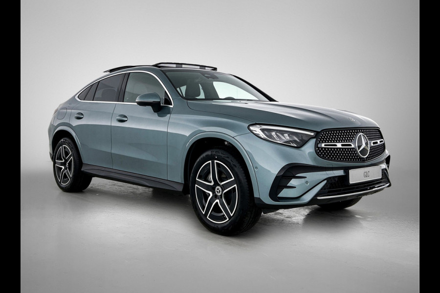 Mercedes-Benz GLC Coupé 300e 4MATIC Business Solution AMG | Advanced plus | Trekhaak | Panoramaschuifdak | URBAN GUARD Plus | Smartphone-integratie | Stoelverwarming | Sfeerverlichting |