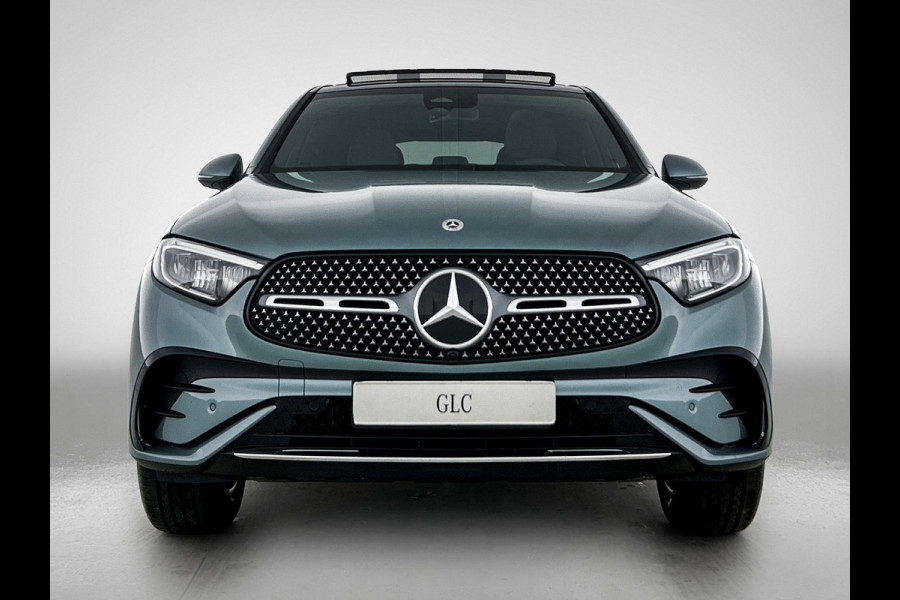 Mercedes-Benz GLC Coupé 300e 4MATIC Business Solution AMG | Advanced plus | Trekhaak | Panoramaschuifdak | URBAN GUARD Plus | Smartphone-integratie | Stoelverwarming | Sfeerverlichting |