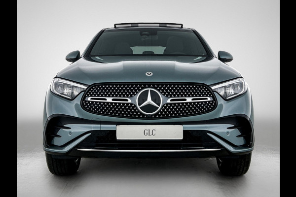 Mercedes-Benz GLC Coupé 300e 4MATIC Business Solution AMG | Advanced plus | Trekhaak | Panoramaschuifdak | URBAN GUARD Plus | Smartphone-integratie | Stoelverwarming | Sfeerverlichting |